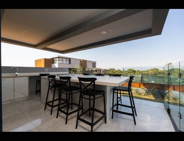 6 BEDROOM GATED ESTATE FOR SALE IN UMHLANGA CENTRAL